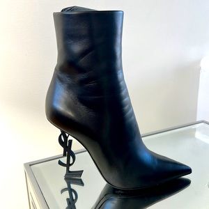 YSL 110 Opyum Ankle Leather Boots